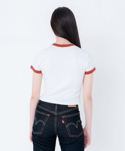 Levi's（リーバイス）の「Levi's/リーバイス グラフィックリンガーミニTシャツ SLOW DOWN BRIGHT WHITE（Tシャツ/カットソー・レディース・マルチ・M/S/XS）」の8枚目の写真