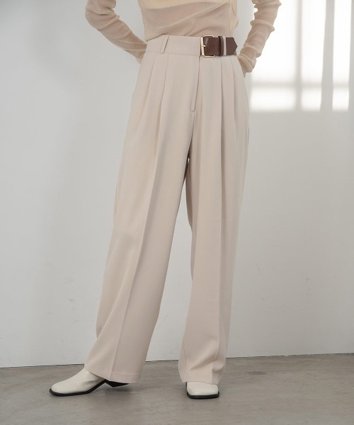 Amiur(エミレ)の「half belt two tuck pants(その他パンツ・レディース・ブラック/アイボリー・FREE)」の4枚目の写真