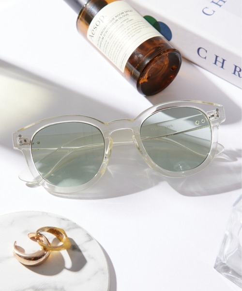 SETUP7（セットアップセブン）の「【SETUP7】ボストン×ウェリントン ボスリントンUVカットカラーレンズサングラス TNY（サングラス・レディース・ブラック/ブラウン/グレー/ゴールド/ブラック系その他2/ブラック系その他3/ブラック系その他4/ブラック系その他5/ブラック系その他6/グレー系その他2/ブラウン系その他2/ブラウン系その他3/ブラウン系その他4/ブラック系7/ブラック系8/ブラック系9/その他/ブラック系その他/ブラウン系その他5/グレー系その他/ブラウン系その他6・FREE）」の20枚目の写真