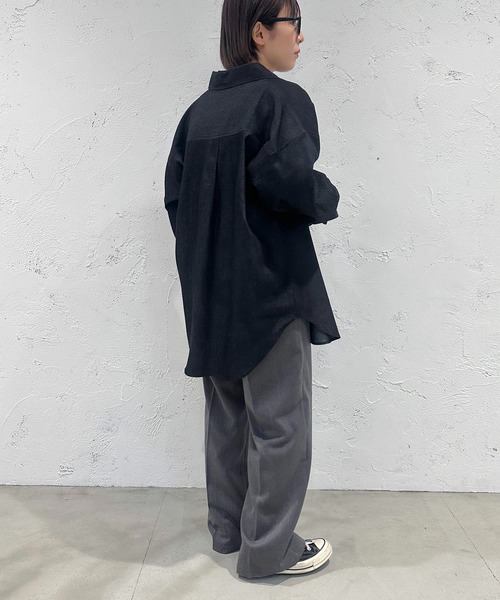 apres jour mignon(アプレジュールミニョン)の「デニムBIGシャツ【ZOZOTOWN限定アイテム】(シャツ/ブラウス・レディース・ブラック/インディゴブルー・フリー/X-LARGE)」の10枚目の写真