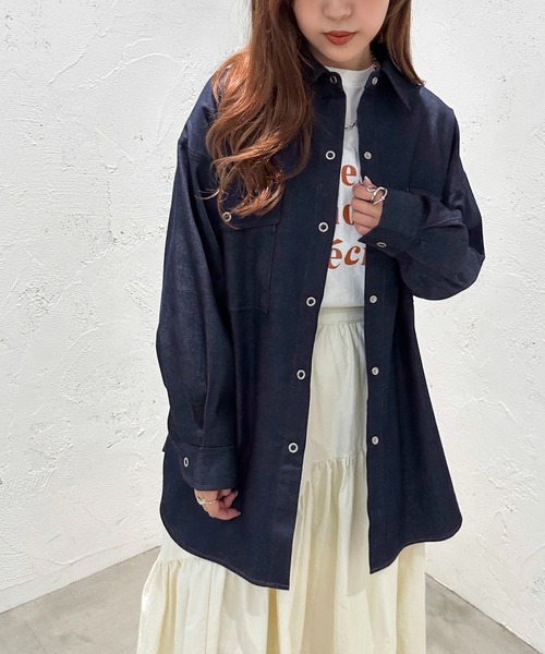 apres jour mignon(アプレジュールミニョン)の「デニムBIGシャツ【ZOZOTOWN限定アイテム】(シャツ/ブラウス・レディース・ブラック/インディゴブルー・フリー/X-LARGE)」の14枚目の写真