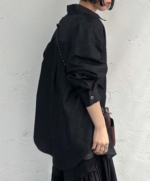 apres jour mignon(アプレジュールミニョン)の「デニムBIGシャツ【ZOZOTOWN限定アイテム】(シャツ/ブラウス・レディース・ブラック/インディゴブルー・フリー/X-LARGE)」の22枚目の写真