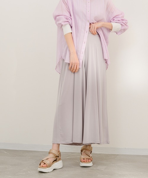 KATHARINE ROSS（キャサリンロス）の「【KATHARINE ROSS】〈新色登場！〉選べる丈85cm/92cm ゆるらくさらりワイドガウチョ（その他パンツ・レディース・ブラック/グレイッシュベージュ/ブラック系2/ネイビー系2/ライトグレー系2/ベージュ系2/ライトグレー/ネイビー/ブラウン/チャコールグレー/グレー系その他/ブラウン系2/ワイン/ライトグリーン系/ライトグリーン/ダークグリーン/パープル系その他/ライトパープル・85㎝/92cm/85cm）」の10枚目の写真