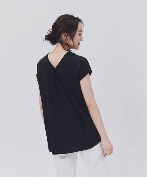 HONEYSUCKLE ROSE(ハニーサックルローズ)の「【HONEYSUCKLE ROSE】ドレスTバックV半袖T(Tシャツ/カットソー・レディース・ダークグレー/ブラック/ホワイト・XL/M/S/L)」の3枚目の写真