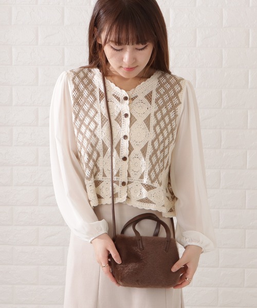 Lace Ladies(レースレディース)の「ファー×レザー調スクエアショルダーバッグ(ショルダーバッグ・レディース・ブラック/ベージュ/ブラウン/グレイッシュベージュ・FREE)」の19枚目の写真