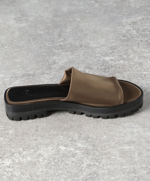 eL（エル）の「【eL】Slide Sandal/191705（サンダル・レディース・ブラック/カーキ・LARGE/MEDIUM）」の14枚目の写真