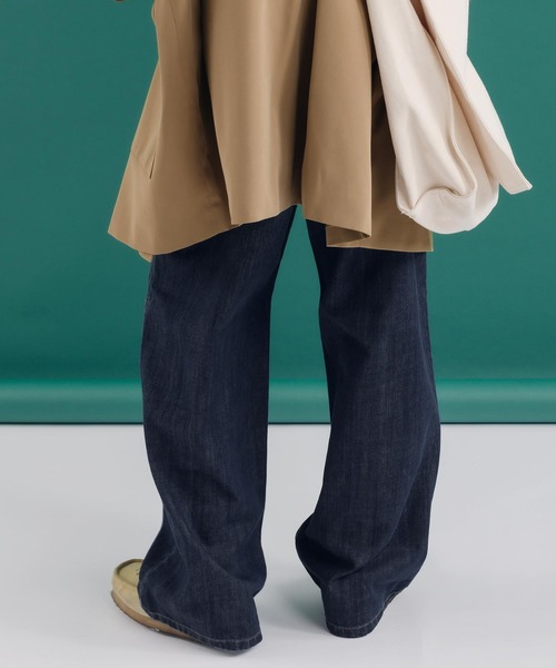 MUHET（ミュエータ）の「ダブルニーデニムパンツ（デニムパンツ・レディース・ダークインディゴブルー/オフホワイト・X-LARGE/SMALL/MEDIUM）」の17枚目の写真