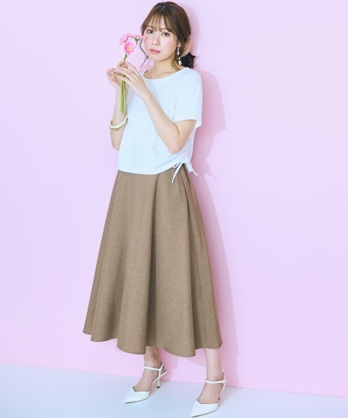 marun(マルン)の「<大きいサイズ> ミディ丈麻調フレアスカート marun(スカート・レディース・アイボリー/モカ/ブラック/ライトグレー/チャコール・4L/LL/3L/L/5L)」の7枚目の写真