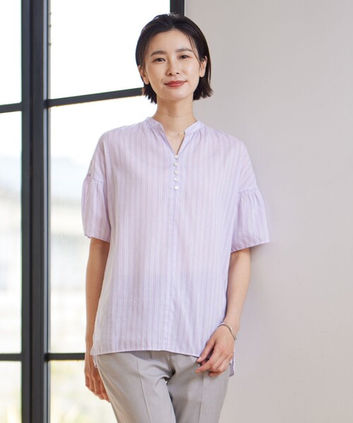 J.PRESS(ジェイプレス)の「【洗える】綿キュプラコードストライプ キーネック ブラウス(シャツ/ブラウス・レディース・ブルー系1/ピンク系1/ふじ色系1・9/11)」の2枚目の写真