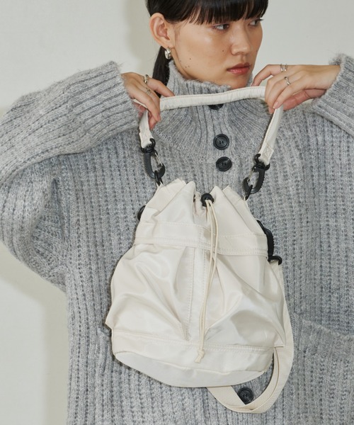 Auntie Rosa Holiday（アンティローザホリデー）の「ミリタリーバッグ / 2WAY / 軽量素材（ショルダーバッグ・レディース・カーキ/アイボリー/ブラック・FREE）」の20枚目の写真