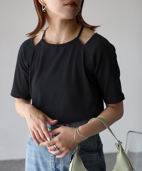 Riberry(リベリー)の「ホルターネックテレコトップス(Tシャツ/カットソー・レディース・オフホワイト/ブラック・FREE)」の8枚目の写真