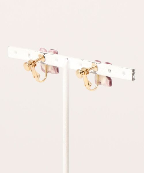 tone(トーン)の「【irodori】小さな花のearring(紫)(イヤリング・レディース・パープル・FREE)」の2枚目の写真