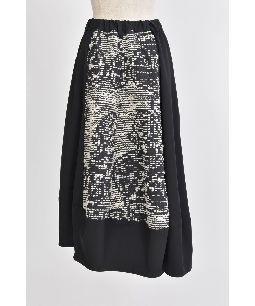 gomme(ゴム)の「土偶JQ バルーンスカート(スカート・レディース・ブラック×ホワイト・MEDIUM)」の10枚目の写真