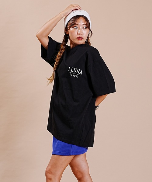 ALOHA SUNDAY（アロハサンデー）の「【ムラサキスポーツ別注】ALOHA SUNDAY/アロハサンデー デザインTシャツ AS-MS-004（Tシャツ/カットソー・レディース・ホワイト/ブラック・M/L）」の7枚目の写真