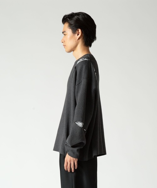 yoshiokubo(ヨシオクボ)の「yoshiokubo ヨシオクボ / STRIPE JOINT KNIT ストライプ ジョイントビッグシルエットニット / YKF23806(ニット/セーター・メンズ・ブラック/グレー・FREE)」の5枚目の写真