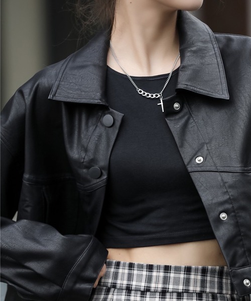 Chick(チック)の「▲SHORT FAKE LEATHER JACKET / ショート丈フェイクレザージャケット(ブルゾン・レディース・ブラック・S/M)」の4枚目の写真