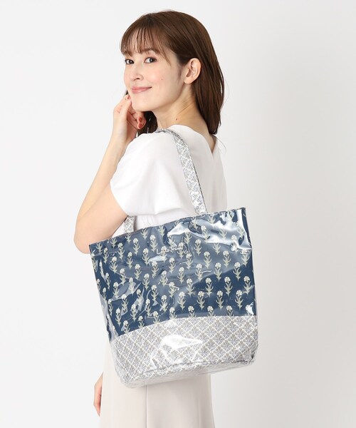 LAURA ASHLEY（ローラアシュレイ）の「【70周年セレブレーティングプリント】ダンデライオン柄 トートバッグ（トートバッグ・レディース・ネイビー系/レッド系2・00）」の15枚目の写真