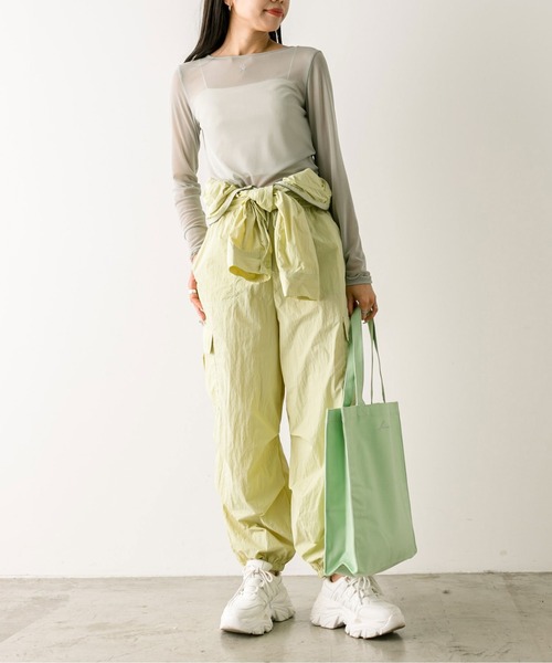 OLIVE des OLIVE(オリーブデオリーブ)の「カラフルインナー 1032060140(Tシャツ/カットソー・レディース・ブラック/サックスブルー/ピンク/オフホワイト・FREE)」の17枚目の写真