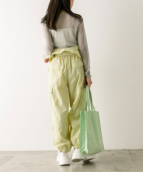 OLIVE des OLIVE(オリーブデオリーブ)の「カラフルインナー 1032060140(Tシャツ/カットソー・レディース・ブラック/サックスブルー/ピンク/オフホワイト・FREE)」の19枚目の写真