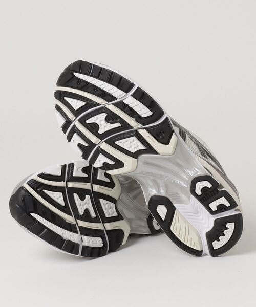 ASICS（アシックス）の「GEL-KAYANO 14 / ゲルカヤノ 14（スニーカー・メンズ・クリーム・27.5/26/24/24.5/25/26.5/28/25.5/27/23/23.5/28.5/29）」の3枚目の写真