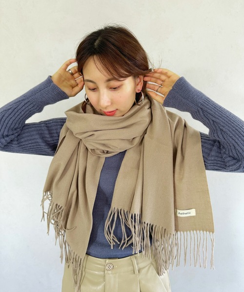 un+frame(アンフレーム)の「simple stall muffler/シンプル無地大判ストールマフラー(マフラー・レディース・ベージュ/アイボリー/ブラック/グレイッシュベージュ/ブルー/ライトグレー/レッド・FREE)」の22枚目の写真