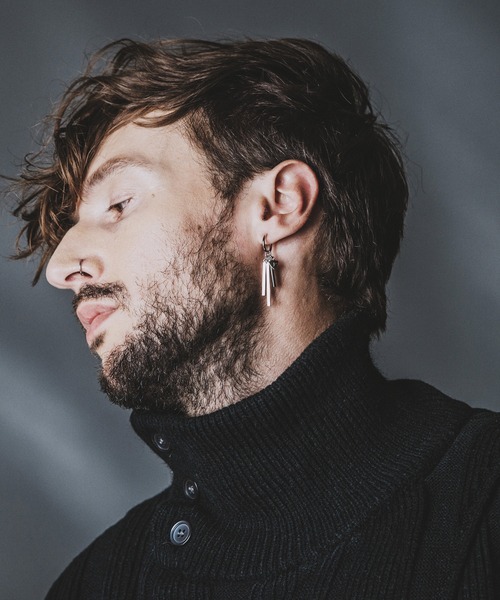 NO ID.（ノーアイディ）の「スクエアバーフェイクピアス（ピアス（片耳用）・メンズ・シルバー・ONE SIZE）」の8枚目の写真