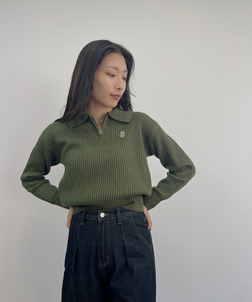 ISOOK(アイスー)の「【ISOOK / アイスー】ハーフジップロゴポロニット / セーター 刺繍 ZOZOTOWN限定(ニット/セーター・レディース・カーキ/アイボリー・FREE)」の5枚目の写真