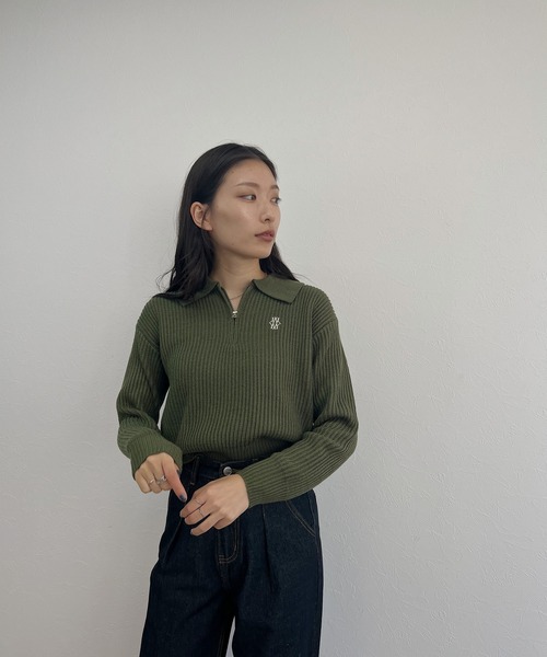 ISOOK(アイスー)の「【ISOOK / アイスー】ハーフジップロゴポロニット / セーター 刺繍 ZOZOTOWN限定(ニット/セーター・レディース・カーキ/アイボリー・FREE)」の11枚目の写真