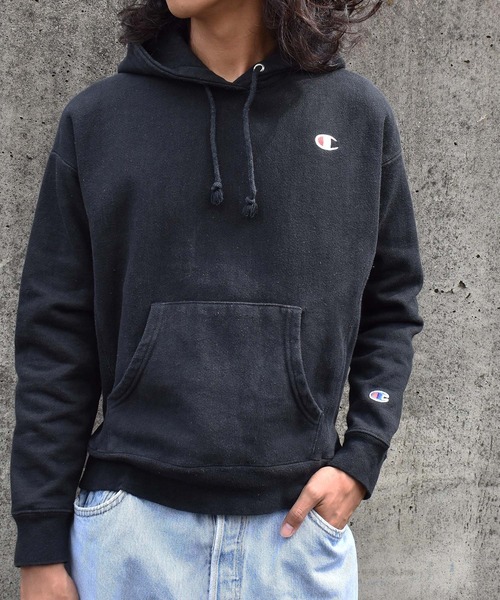 Champion(チャンピオン)の「【ヴィンテージ古着】Y2K Champion / チャンピオン リバースウィーブ ロゴ刺繍 スウェットパーカー(パーカー・メンズ・ブラック・MEDIUM)」の10枚目の写真