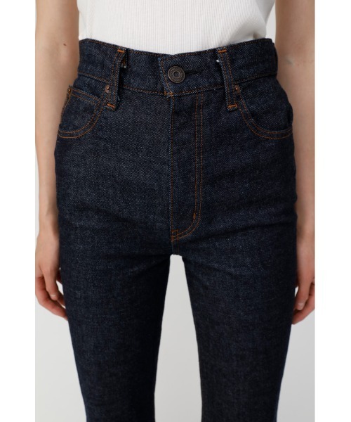 MOUSSY（マウジー）の「MVS FLARE（デニムパンツ・レディース・ブルー/ワンウォッシュ・23inch/24inch/25inch/26inch/22inch/27inch）」の17枚目の写真