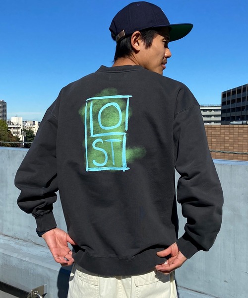 lost(ロスト)の「【ムラサキスポーツ別注】 lost/ロスト トレーナー スウェット バックプリント ブランドロゴ L23FW-B(スウェット・メンズ・ブラウン/ネイビー/チャコールグレー・XL/L/M)」の8枚目の写真