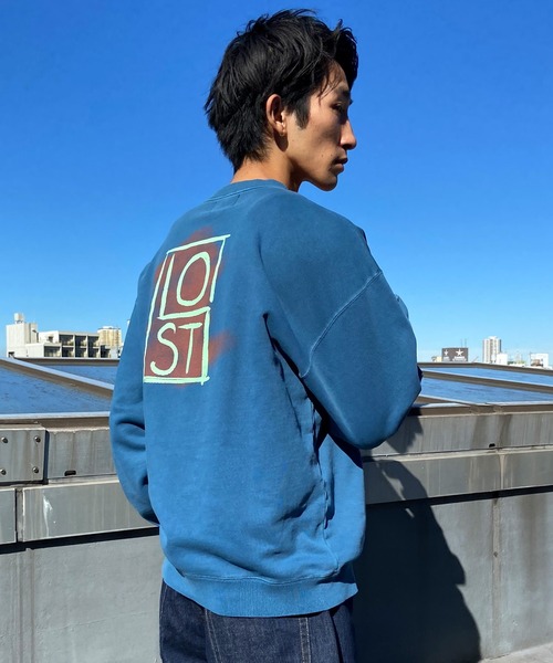 lost(ロスト)の「【ムラサキスポーツ別注】 lost/ロスト トレーナー スウェット バックプリント ブランドロゴ L23FW-B(スウェット・メンズ・ブラウン/ネイビー/チャコールグレー・XL/L/M)」の20枚目の写真