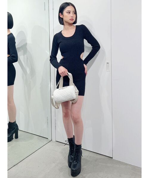 GYDA(ジェイダ)の「キルティング Cylinder バッグ(ハンドバッグ・レディース・ブラック/オフホワイト・FREE)」の8枚目の写真