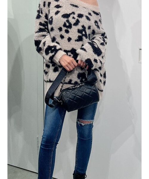 GYDA(ジェイダ)の「キルティング Cylinder バッグ(ハンドバッグ・レディース・ブラック/オフホワイト・FREE)」の13枚目の写真