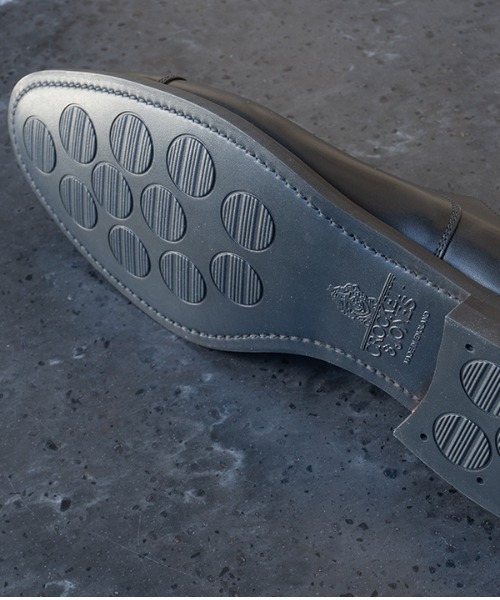 CROCKETT&JONES（クロケットアンドジョーンズ）の「Crockett&Jones / コインローファー / BOSTON 2 / Last 376 / C&J26224A-C01C1AB（ローファー・メンズ・ブラック・UK8.5/UK8/UK6.5/UK6）」の11枚目の写真