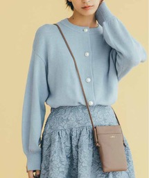 ＩＥＤＩＴ＋×ＬＡ　ＢＡＧＡＧＥＲＩＥ　シープレザーのミニ財布付きポシェット〈ニュアンスベージュ〉
