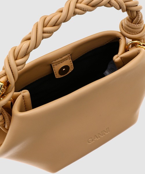 GANNI(ガニー)の「Ganni Bou Bag Mini(ハンドバッグ・レディース・ベージュ・ONE SIZE)」の9枚目の写真