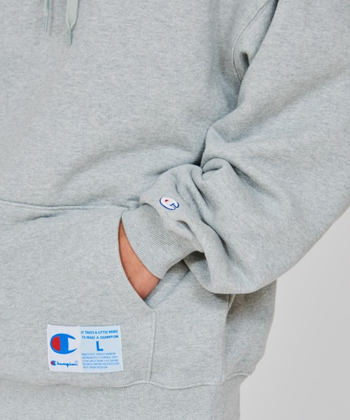Champion(チャンピオン)の「【Champion/チャンピオン】メンズ アクションスタイル フーデッドスウェットシャツ(パーカー・メンズ・ネイビー/ロイヤルブルー/ブラック/オートミール/グレー・X-LARGE/LARGE/MEDIUM/XX-LARGE)」の21枚目の写真