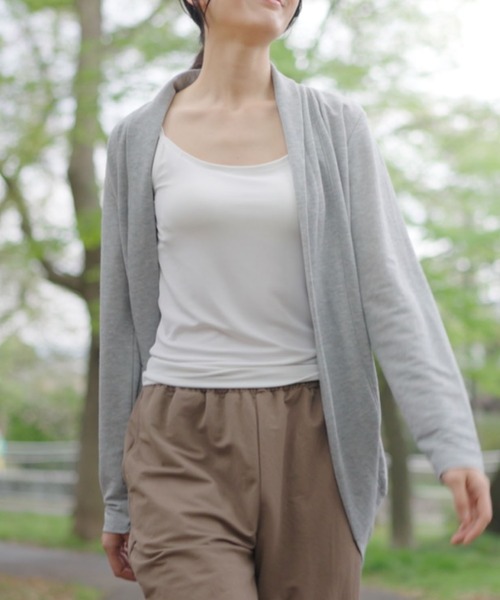 NAVY(ネイビー)の「UVカットトッパーカーディガン 制菌加工 UV対策 季節の変わり目に(カーディガン/ボレロ・レディース・ネイビー/ブラウン/ブラック/オリーブ/杢グレー・M/L/XL/S)」の2枚目の写真