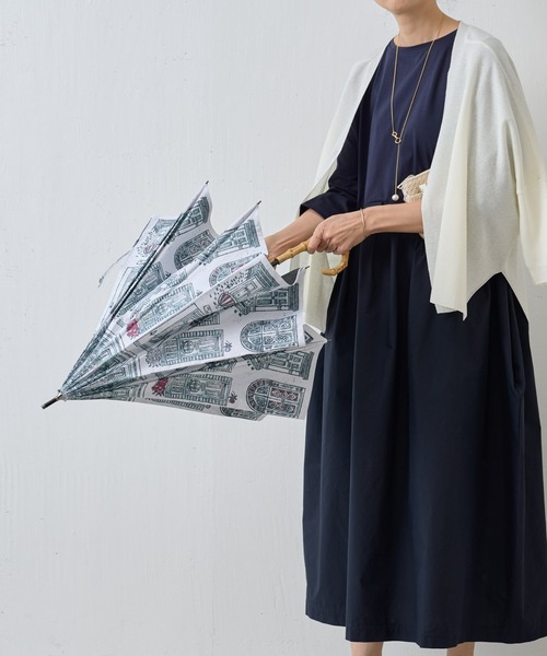 BEARDSLEY（ビアズリー）の「晴雨兼用ショート傘（版画）（長傘・レディース・グレー・FREE）」の8枚目の写真