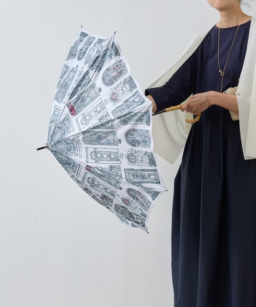 BEARDSLEY（ビアズリー）の「晴雨兼用ショート傘（版画）（長傘・レディース・グレー・FREE）」の9枚目の写真