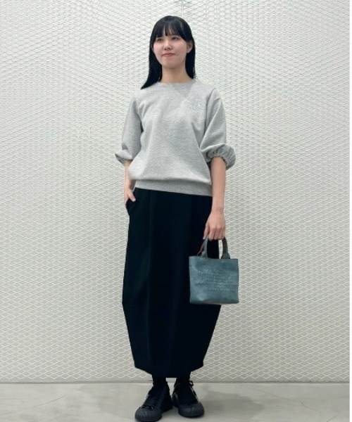 新品タグ付き✨zucca ズッカ スラッシュスウェット コットン ZUCCa / LOGOスウェット / スウェット(M black(26)): ZUCCa| A