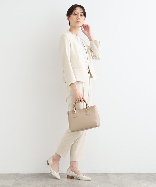 INDIVI（インディヴィ）の「◆【洗える／UVケア／接触冷感／SETUP可能】麻調ノーカラージャケット（スーツジャケット・レディース・ライトグレー系3/ナチュラル/ネイビー・40/38/36/34/19/15 /13/12/05/03/42/07/17）」の5枚目の写真