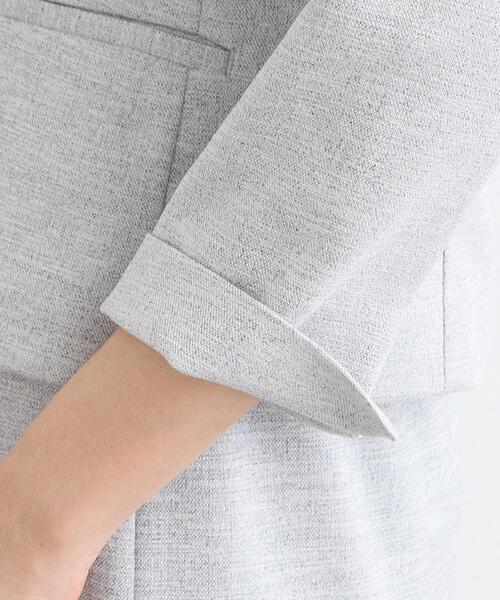 INDIVI（インディヴィ）の「◆【洗える／UVケア／接触冷感／SETUP可能】麻調ノーカラージャケット（スーツジャケット・レディース・ライトグレー系3/ナチュラル/ネイビー・40/38/36/34/19/15 /13/12/05/03/42/07/17）」の20枚目の写真