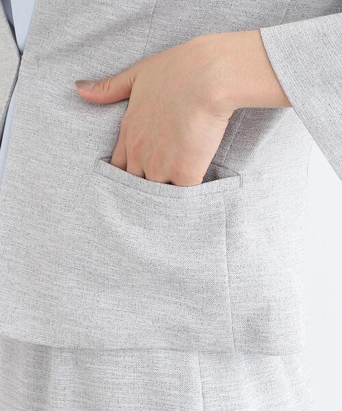 INDIVI（インディヴィ）の「◆【洗える／UVケア／接触冷感／SETUP可能】麻調ノーカラージャケット（スーツジャケット・レディース・ライトグレー系3/ナチュラル/ネイビー・40/38/36/34/19/15 /13/12/05/03/42/07/17）」の16枚目の写真