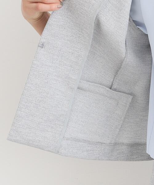 INDIVI（インディヴィ）の「◆【洗える／UVケア／接触冷感／SETUP可能】麻調ノーカラージャケット（スーツジャケット・レディース・ライトグレー系3/ナチュラル/ネイビー・40/38/36/34/19/15 /13/12/05/03/42/07/17）」の18枚目の写真
