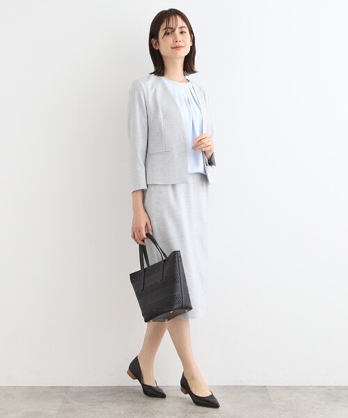 INDIVI（インディヴィ）の「◆【洗える／UVケア／接触冷感／SETUP可能】麻調ノーカラージャケット（スーツジャケット・レディース・ライトグレー系3/ナチュラル/ネイビー・40/38/36/34/19/15 /13/12/05/03/42/07/17）」の11枚目の写真