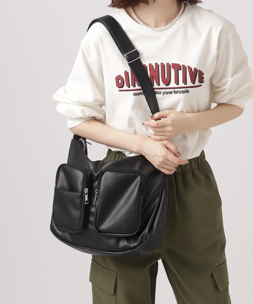 SHOO・LA・RUE(シューラルー)の「◆立体2ポケットショルダーバッグ(ショルダーバッグ・レディース・ライトベージュ/ブラック/ブルー・00)」の14枚目の写真
