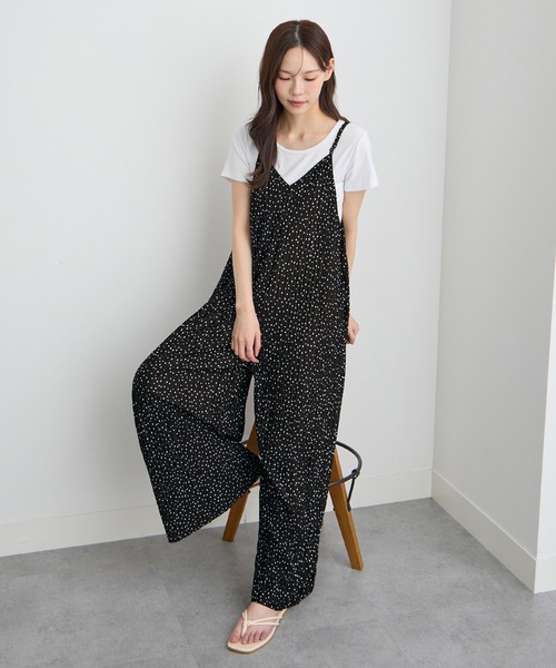CHAN ME（チャンミ）の「セルフカットプリーツワイドサロペット（サロペット/オーバーオール・レディース・ブラック系その他/ブルー/ブラック/モカ/チャコールグレー・LARGE/MEDIUM/XX-LARGE/X-LARGE/SMALL）」の12枚目の写真