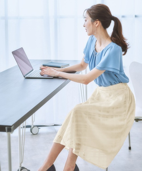 7days Life Styling(セブンデイズライフスタイリング)の「シアーチェックフレアスカート(スカート・レディース・ネイビー/ブラック/アイボリー・S/M/L/LL)」の12枚目の写真